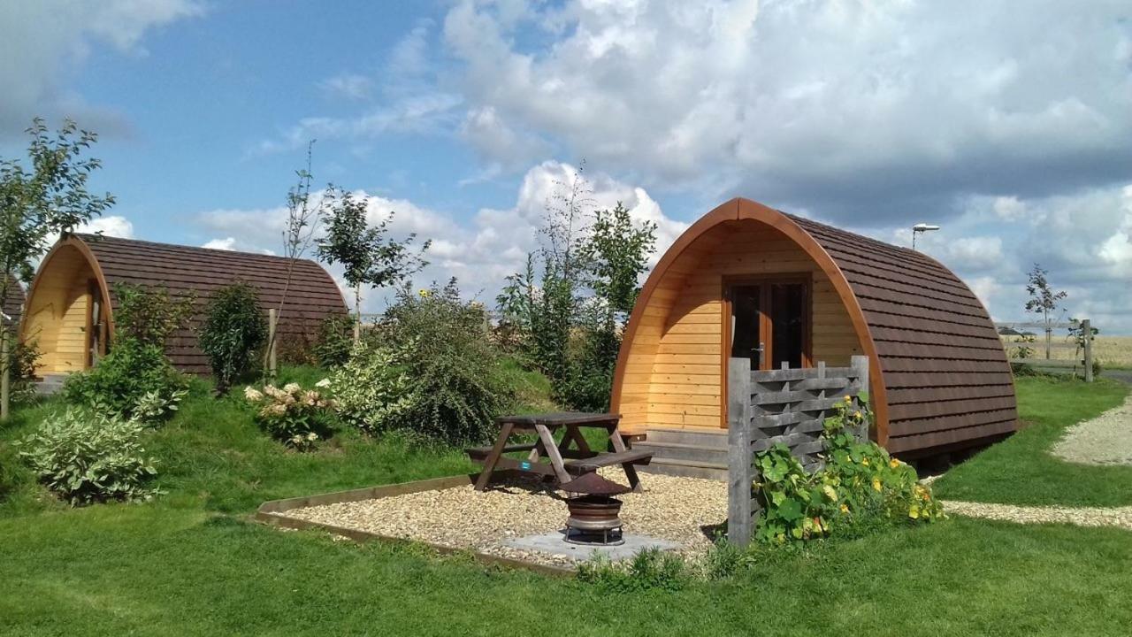 切尔滕纳姆 Campion Glamping Pod酒店 外观 照片